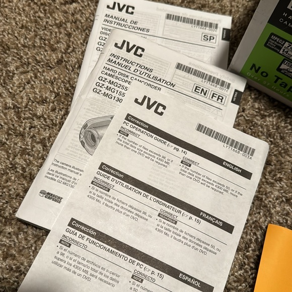 JVC Everio G Series Hard Disk Camcorder 34X Optical Hyper Zoom (GZ-MG140) EUC! - Picture 8 of 16